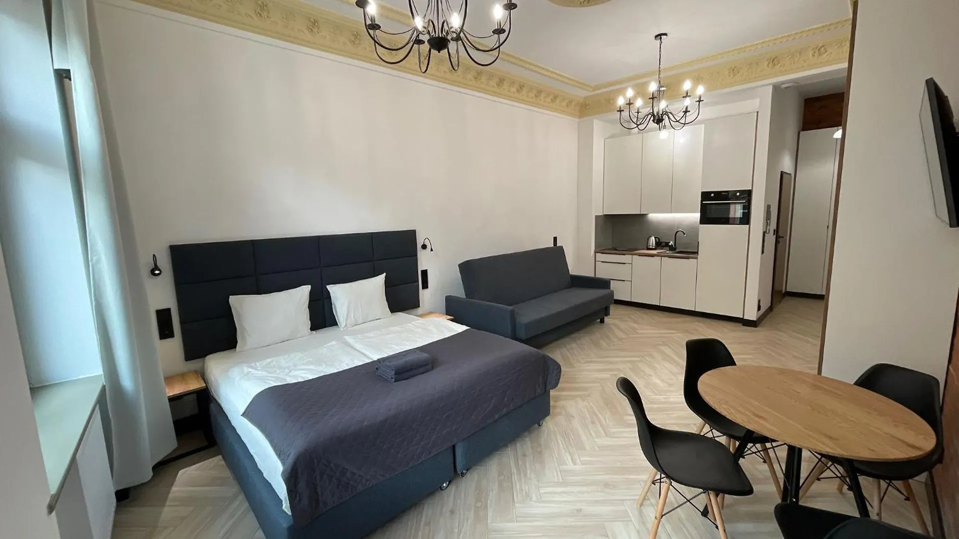 Pod Blekitnymi Podkowami Aparthotel Wrocław