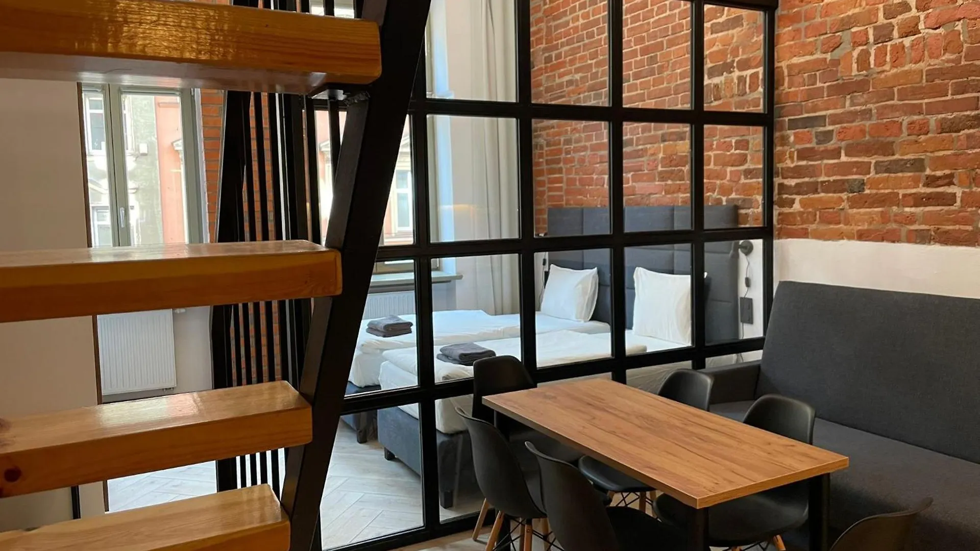 Pod Blekitnymi Podkowami Aparthotel Wrocław Lengyelország