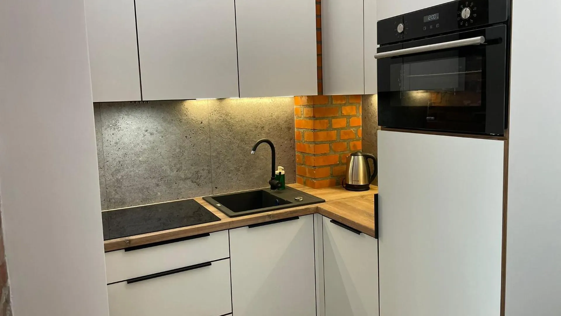 Pod Blekitnymi Podkowami Aparthotel Wrocław Lengyelország