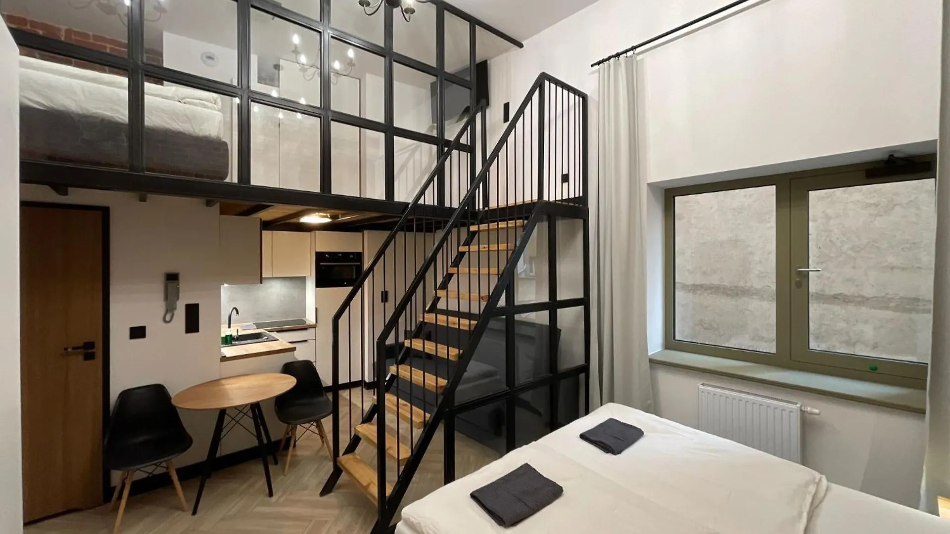 Pod Blekitnymi Podkowami Aparthotel Wrocław Lengyelország