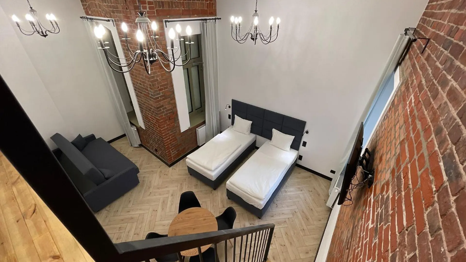 Pod Blekitnymi Podkowami Aparthotel Wrocław