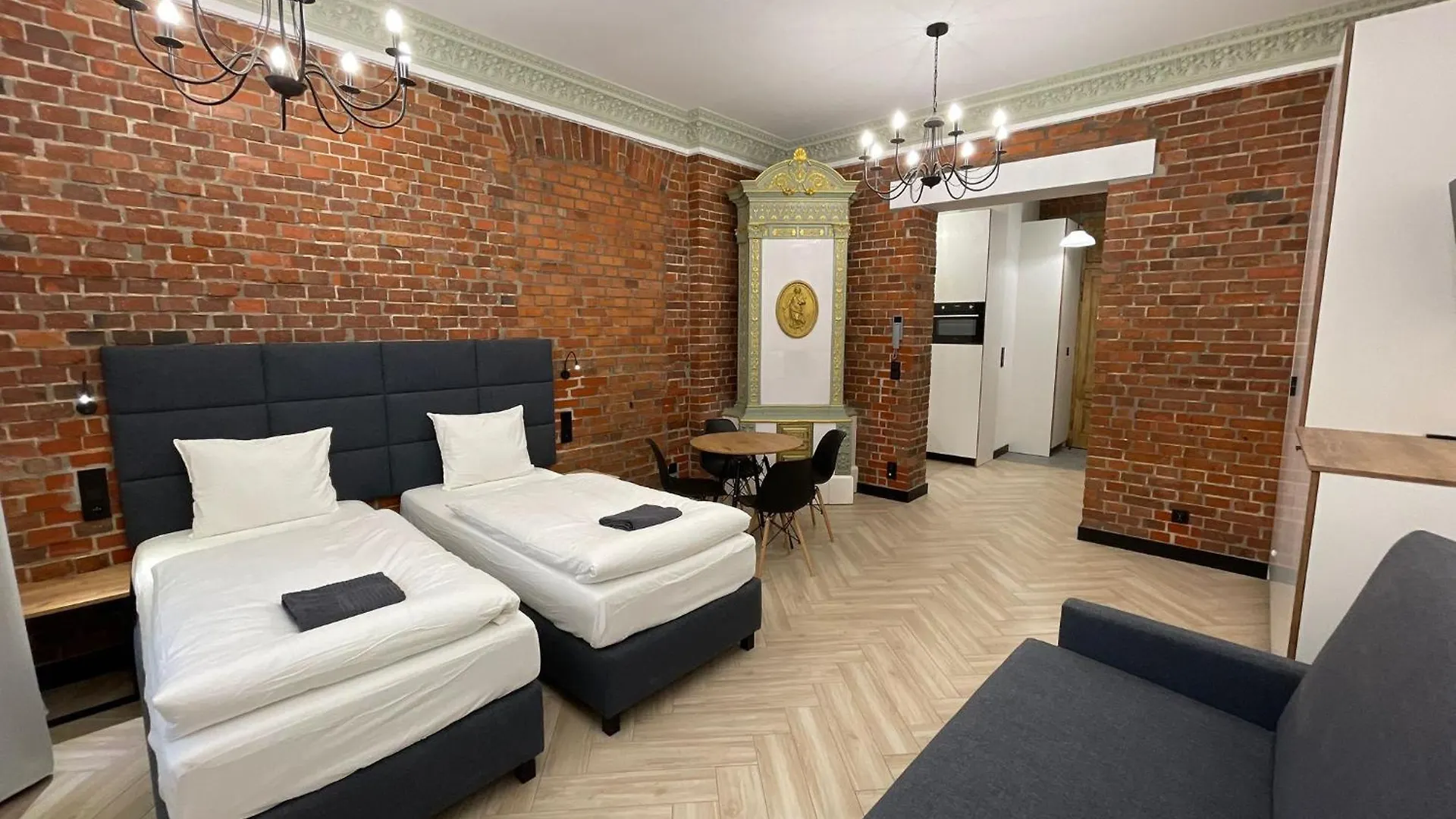 Pod Blekitnymi Podkowami Aparthotel Wrocław