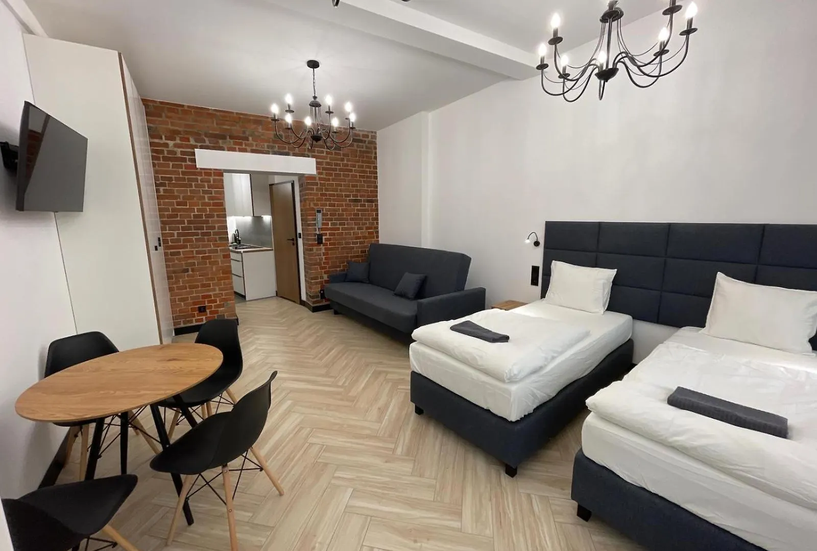 Pod Blekitnymi Podkowami Aparthotel Wrocław