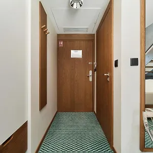 Gwarna City Center By Renters Апарт-отель